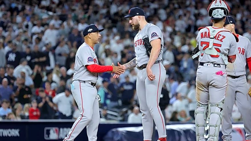 Red Sox's Garrett Crochet Sending Signals About Yankees Playoff Series