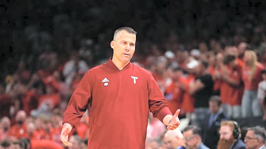 Georgia Tech Targeting Troy’s Scott Cross As Its New Head Coach