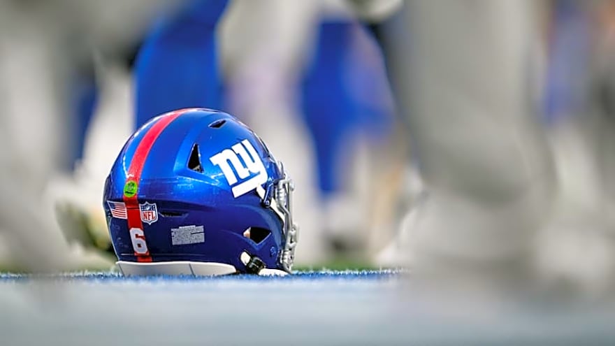 Giants Quietly Cut Ex-Jets WR; Rapid Spiral Continues