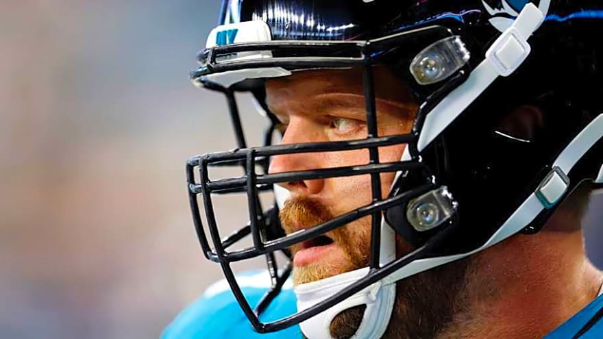 Former top Commanders draft pick without a job deserves a training camp invite