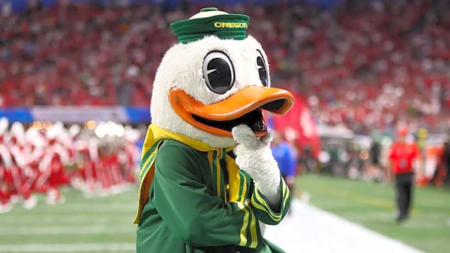 Oregon Ducks Mascot Turns Heads in Recent Rankings