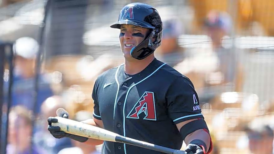 Diamondbacks' Bats Explode in Blowout Win vs Reds