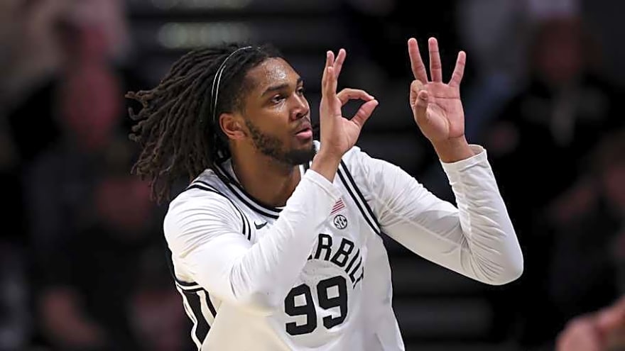 Devin McGlockton's Recent Success Gives Vanderbilt Basketball A Whole New Look