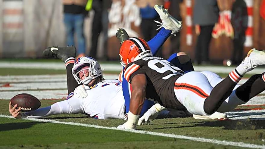 Josh Allen postgame update after Bills' QB survives another injury scare vs. Browns