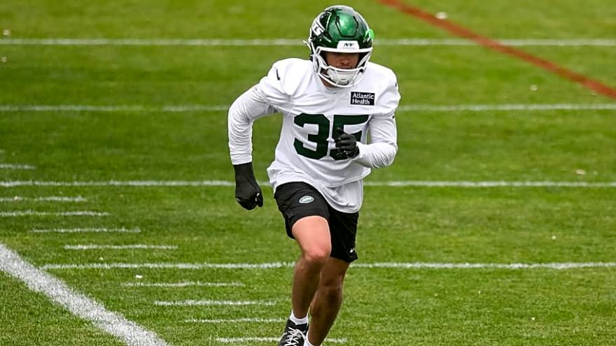 Dean Clark Needs Impressive Training Camp With Jets to Stick Around