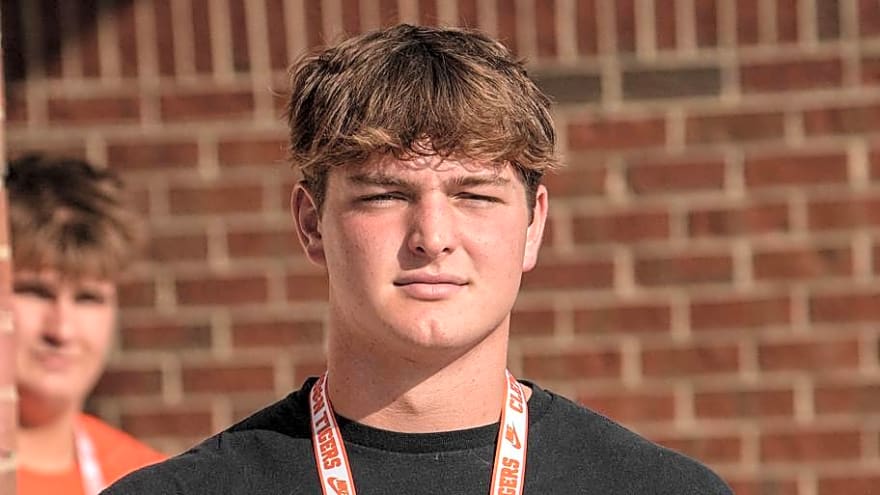 Clemson Snags First Offensive Lineman of 2027 Class