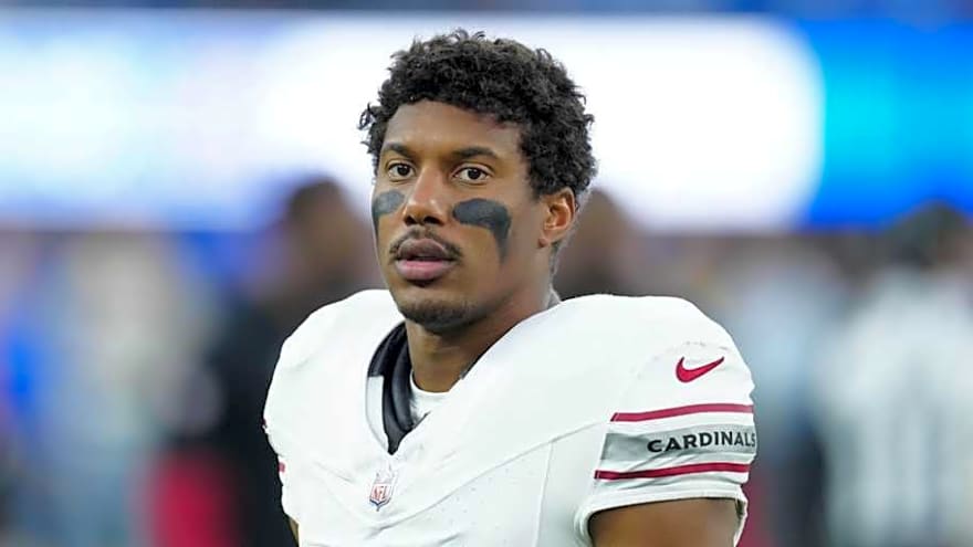 Cardinals Vet WR Carted Off With Gut-Wrenching Leg Injury