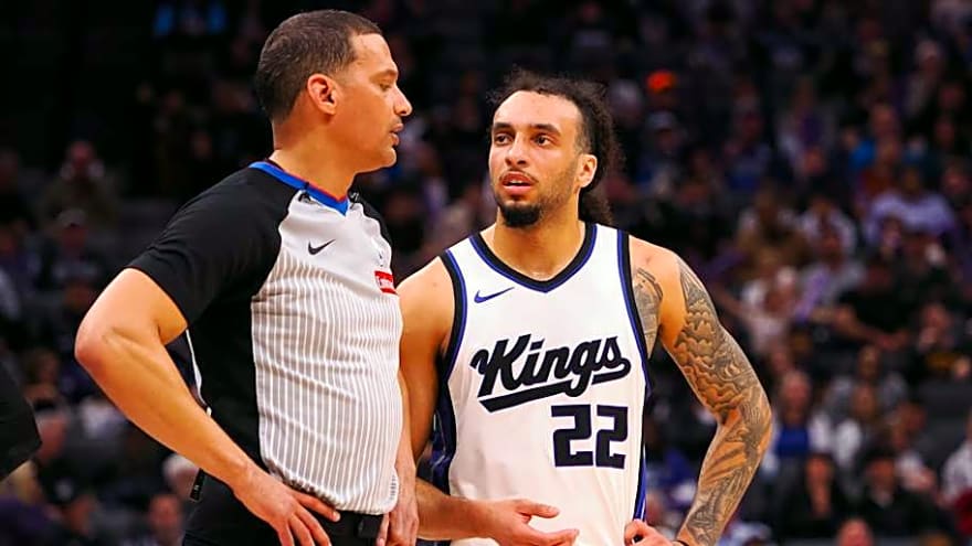 NBA Insider Casts Doubt on Devin Carter’s Future With Kings