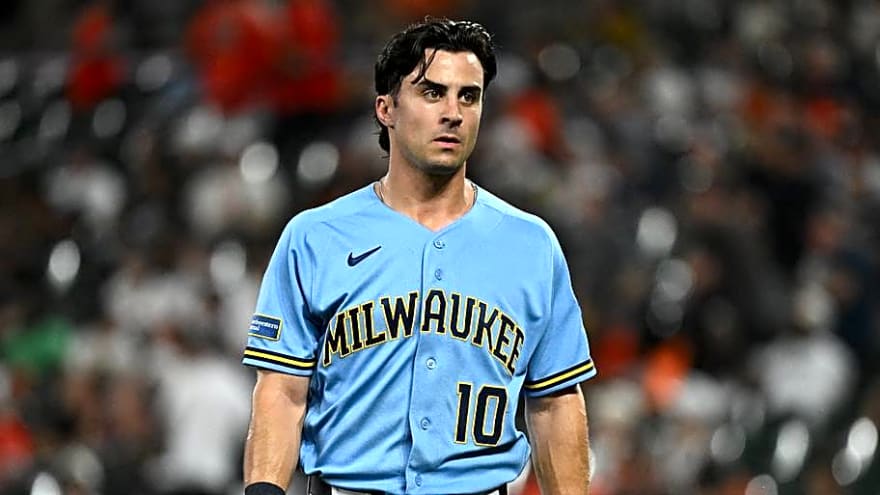 Brewers' Biggest Decision Facing Pat Murphy Before Game 1