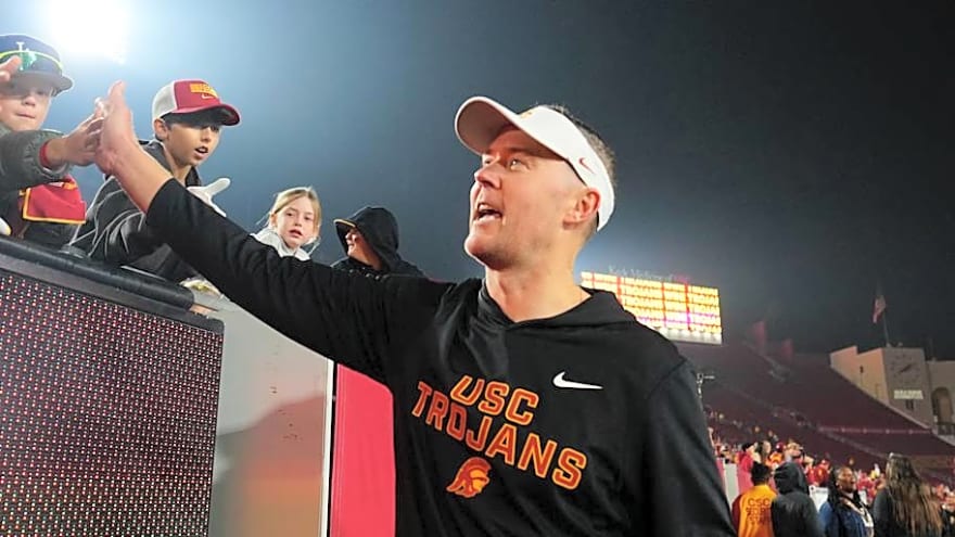 USC Trojans Receive Bold Heisman Trophy Prediction for 2026