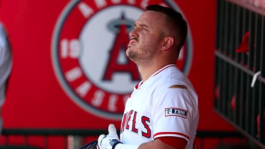 Angels Notes: Jose Soriano Scary Injury, Mike Trout Named Failure, Manager&#39;s Message to Prospect