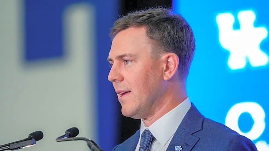 Kentucky a team to watch for top-ranked quarterback in transfer portal