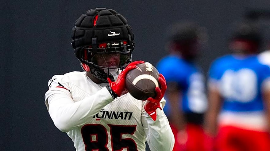 'Going To Make Plays For Us' - Pair of Cincinnati Walk Ons Turning Heads During 2026 Fall Camp
