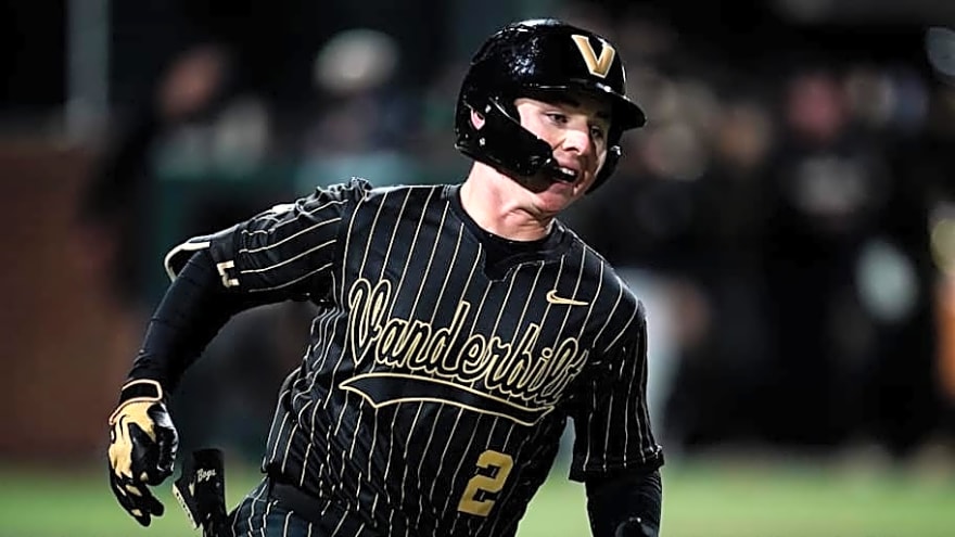 Inside Logan Johnstone’s Walkoff Winner Over Tennessee