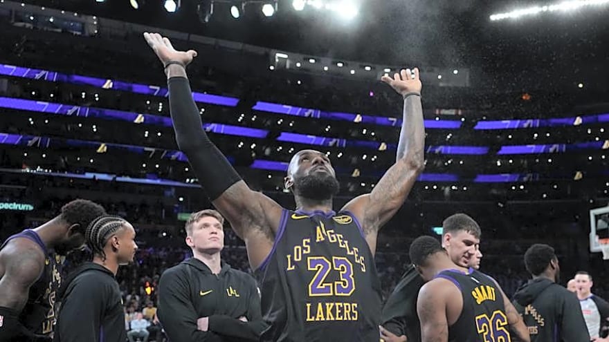 Lakers' LeBron James Makes NBA History Yet Again