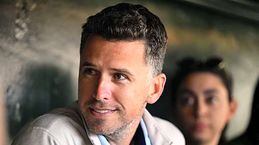 What Giants Boss Buster Posey Is Telling Us—Without Saying It