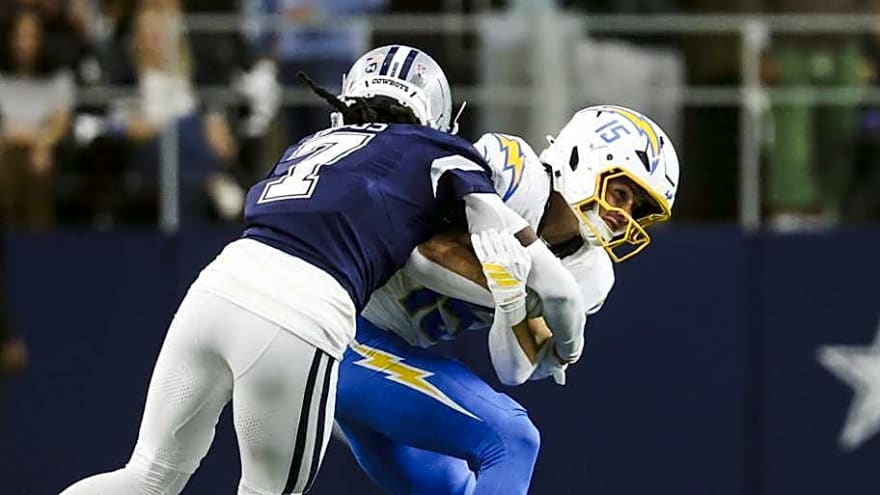 Cowboys send former Pro-Bowler to waiver wire, Chargers may be interested