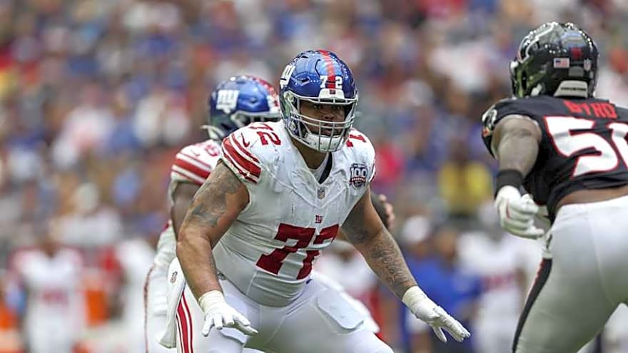 NY Giants Week 11 Key Matchup: Jermaine Eluemunor vs. Micah Parsons