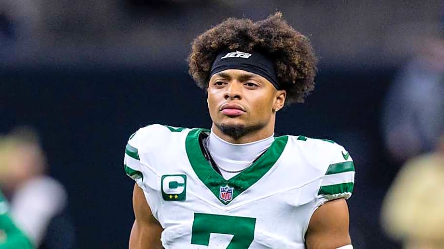 Former Steelers QB Justin Fields Could Make NFL History in 2026