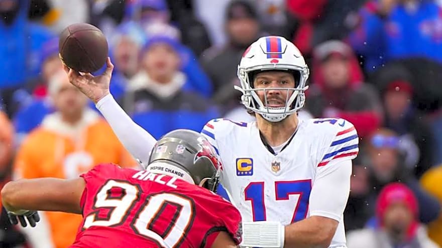 Josh Allen overwhelms as Buccaneers fall to Bills in Week 11