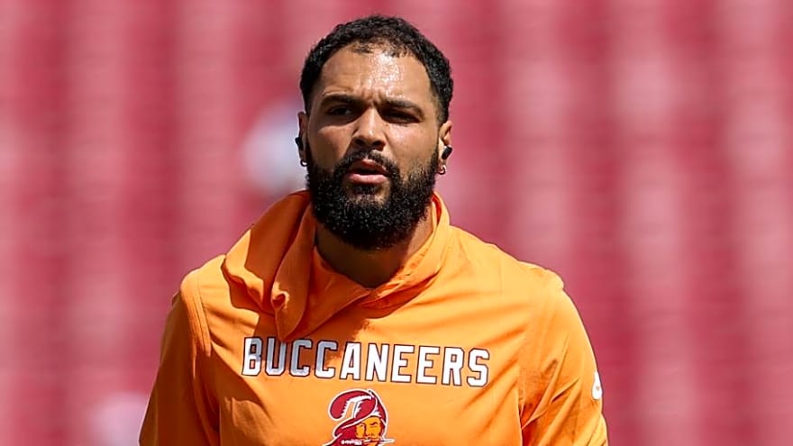 Insider Says Mike Evans' Exit From Buccaneers 'Got A Little Weird'