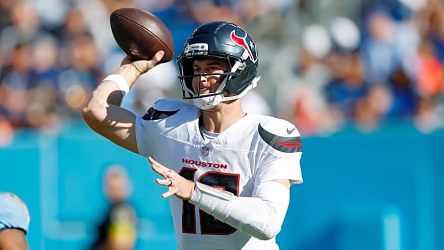 Back to back wins earn Texans backup quarterback Davis Mills a new nickname