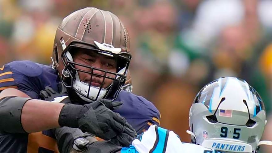 Packers Starter Stays Inside Before Final Practice Before Giants Game