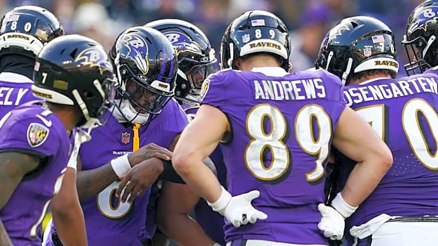 Lamar Jackson Gets Heated Towards Floundering OL in Ravens Loss