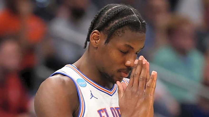 Rueben Chinyelu Reflects on Gators' Career, Upset Loss in NCAA Tournament: 'I Just Feel So Bad'