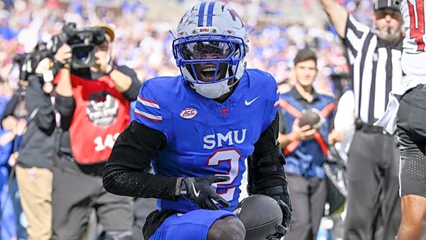 Cowboys Meeting With Under-the-Radar Local WR Prospect