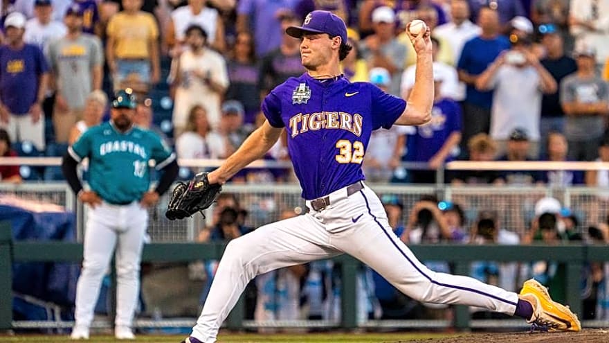Kade Anderson Brings Mariners Back to Six-Man Rotation Just 20 Days After Luis Castillo Trade