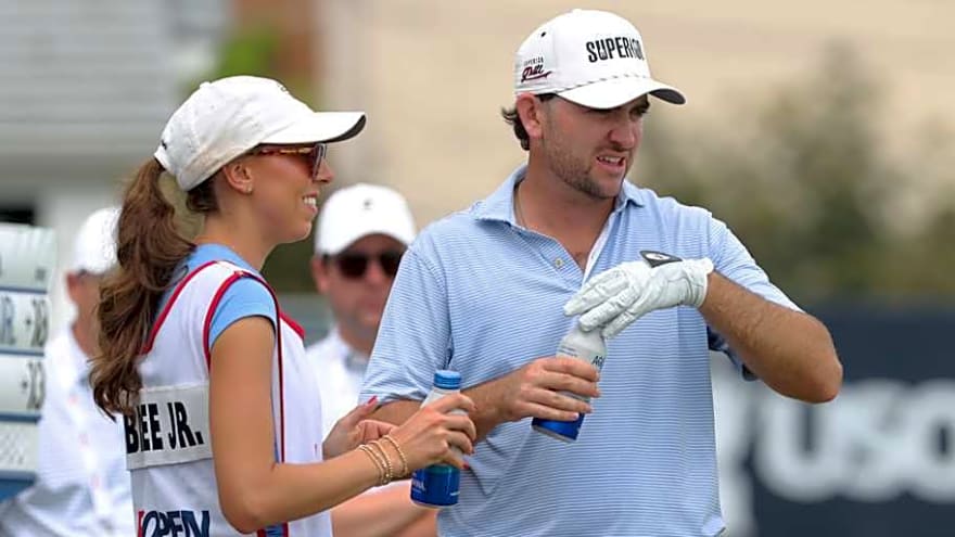 Golfer Rocks Pirates Jersey at U.S. Open