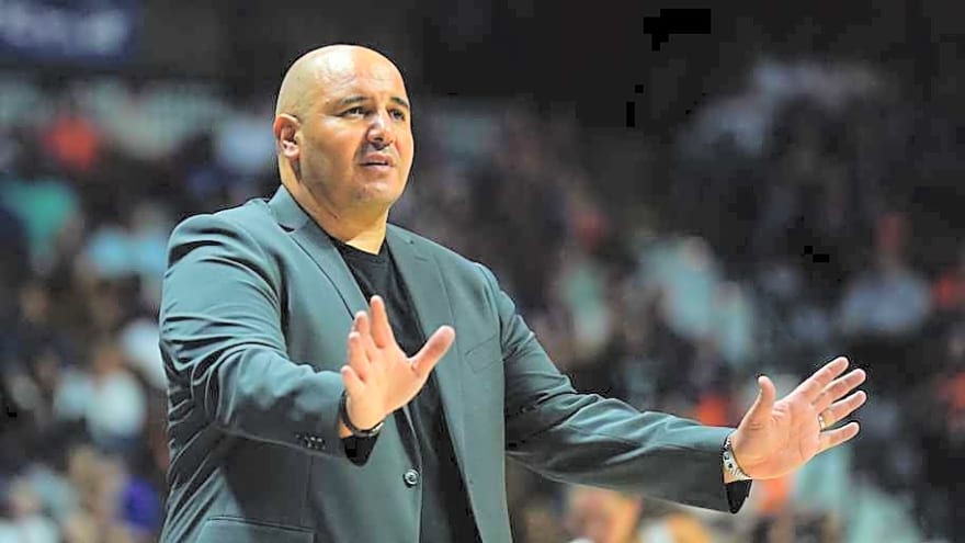 Rachid Meziane on Hot Seat Heading Into Connecticut Sun’s 2026 Campaign