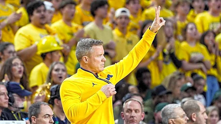 Michigan Cashes in With Several Major Big Ten Basketball Awards