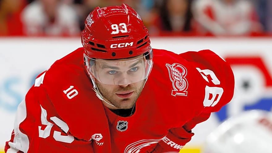 Could Alex DeBrincat End Red Wings' Nearly Two Decade 90-Point Drought?