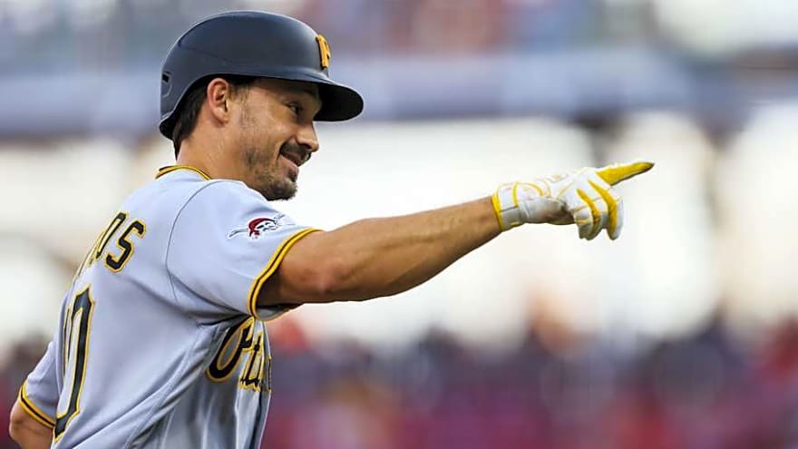 Bryan Reynolds Moves Up Pirates All-Time Home Run List