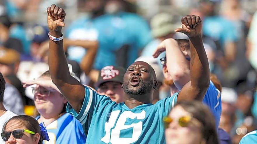 Duval Delights in Jaguars Domination of Chargers in Week 11