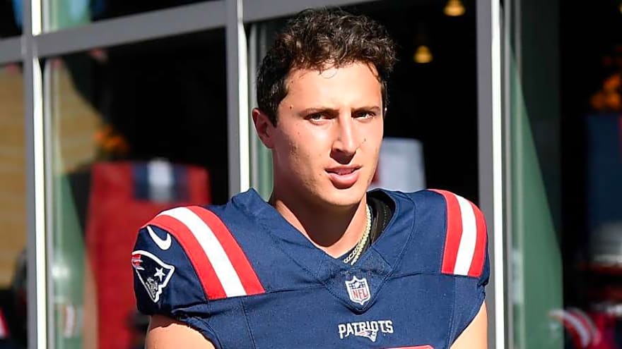Exclusive: Patriots QB Tommy DeVito Reflects on Super Bowl Season