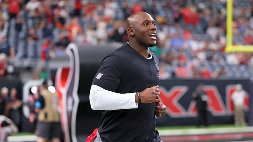 DeMeco Ryans Says One Texans Rookie Really Shined vs. Chargers