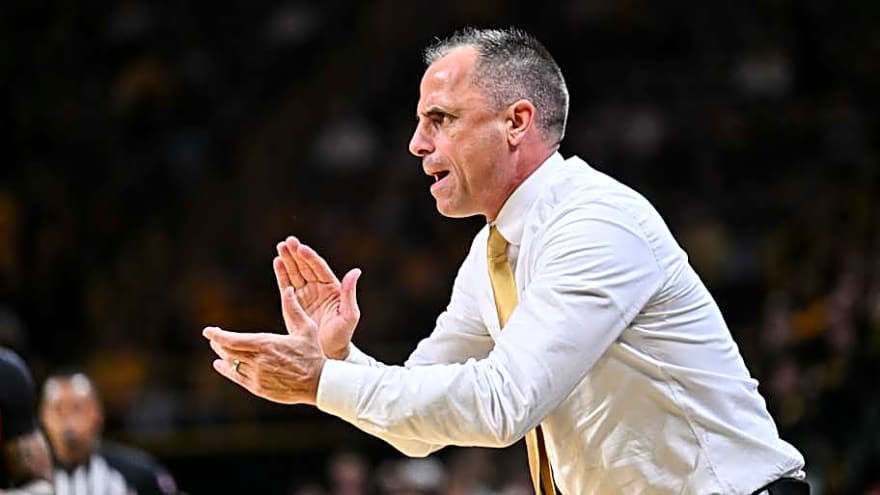 Iowa HC Thrilled With Team&#39;s Bounce-Back Response in B1G Blowout