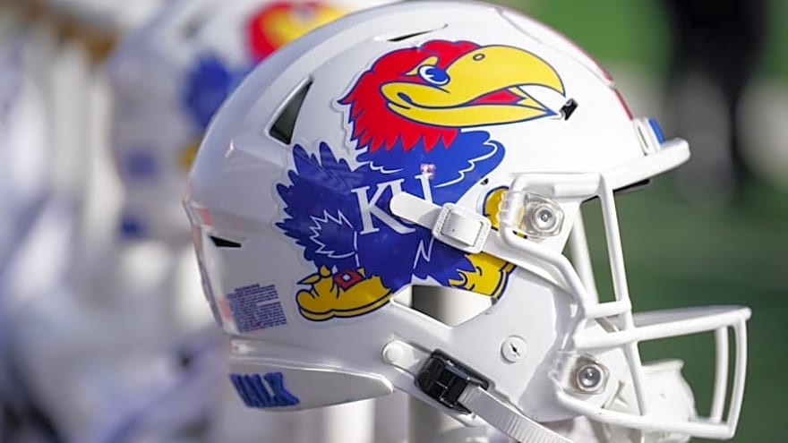 Iowa State Trying To Chase Down Kansas in Pursuit of Class of 2027 Wide Receiver