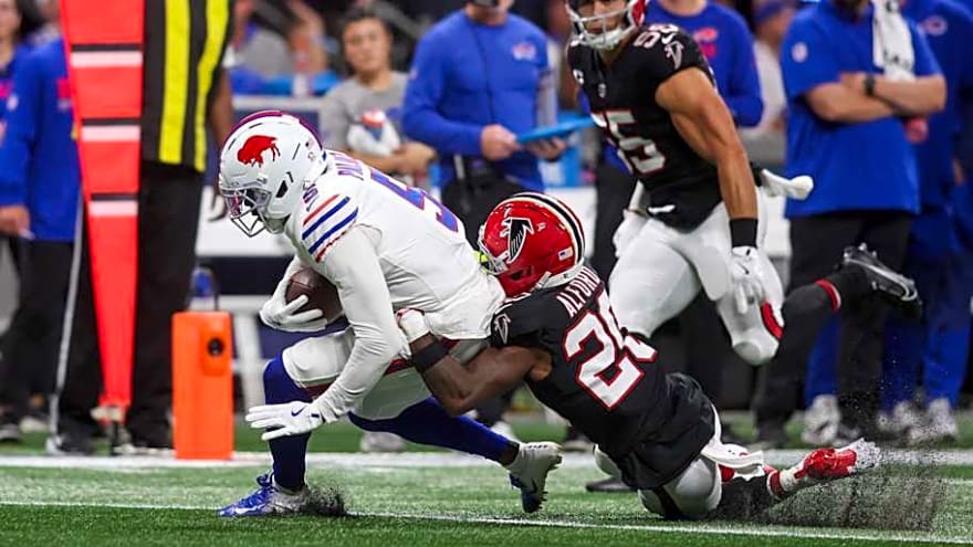 Bills&#39; wide receiver returns to practice while linebacker takes step back Thursday