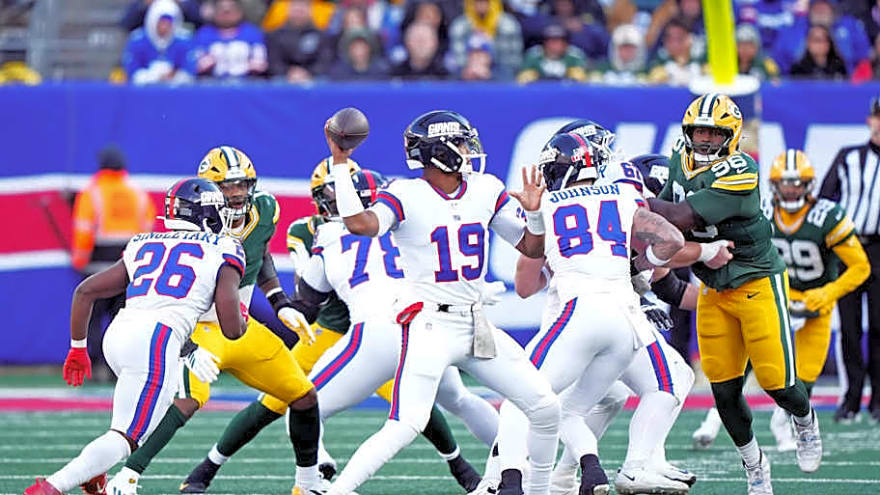 Giants Fail to Close Out Another Game, Losing to Packers 27-20
