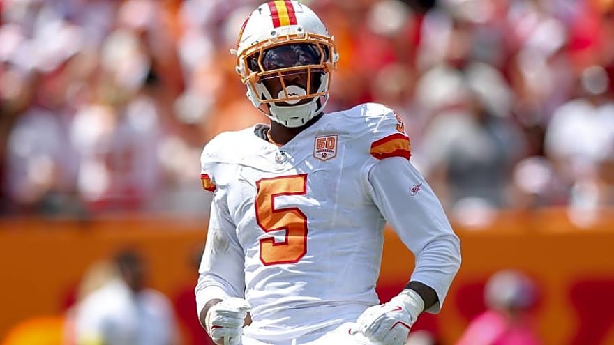 3 EDGE Rushers Cowboys Should Target Instead of Von Miller