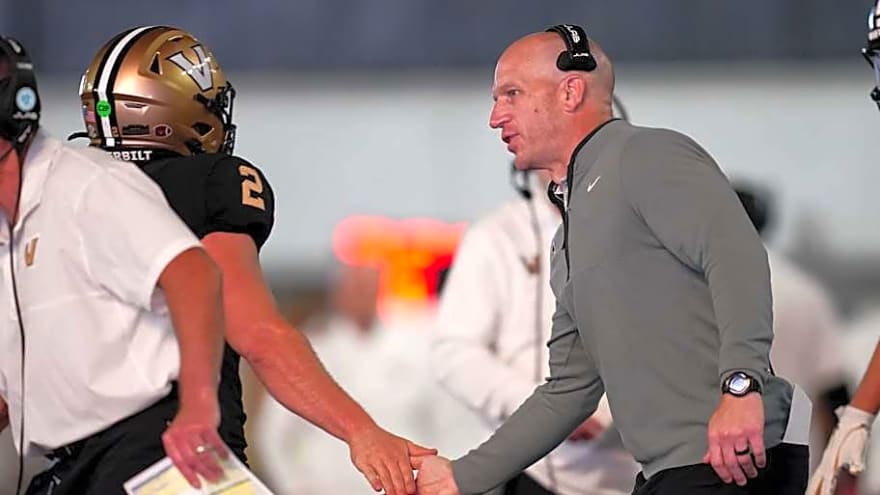 Clark Lea Named Finalist For Another Coaching Award: The Anchor