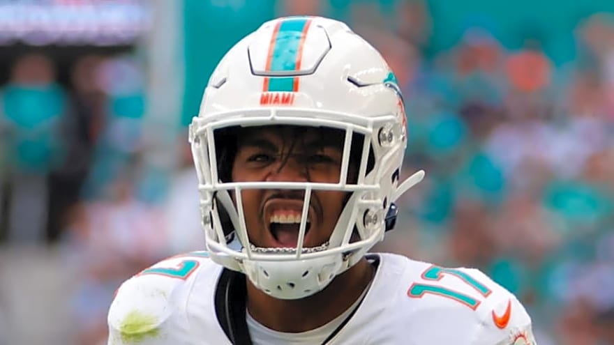 Should Buccaneers shock everyone and trade for star Dolphins WR?