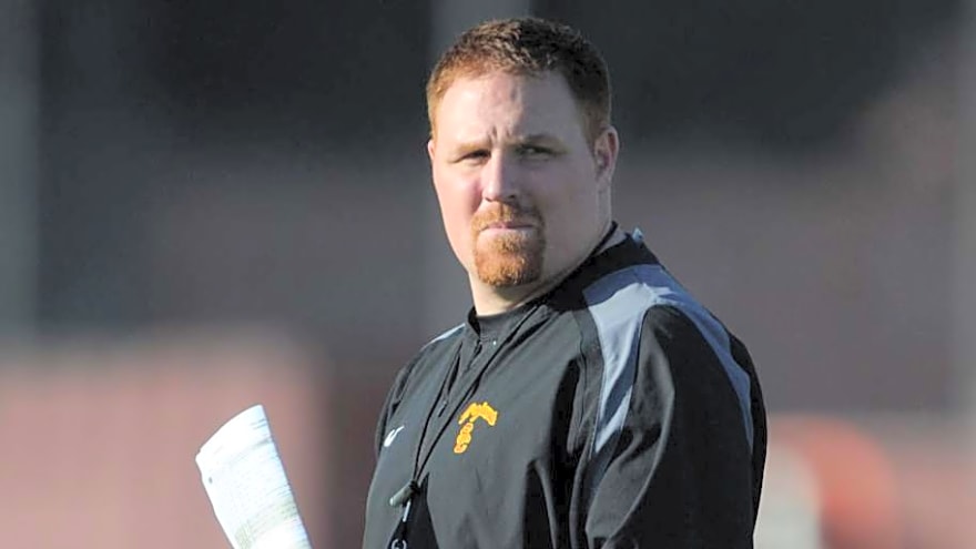 Steelers Add College Coach to Defensive Staff