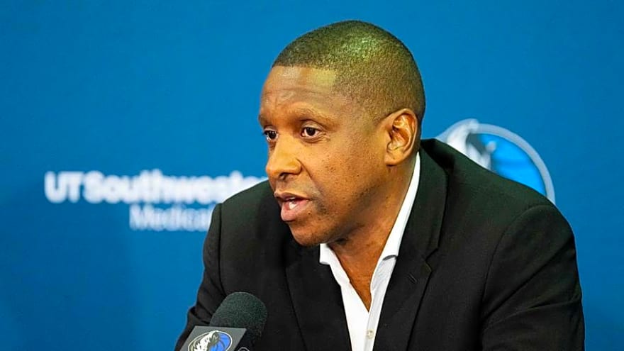 3 Available NBA Free Agents Who Could Still Help Dallas Mavericks