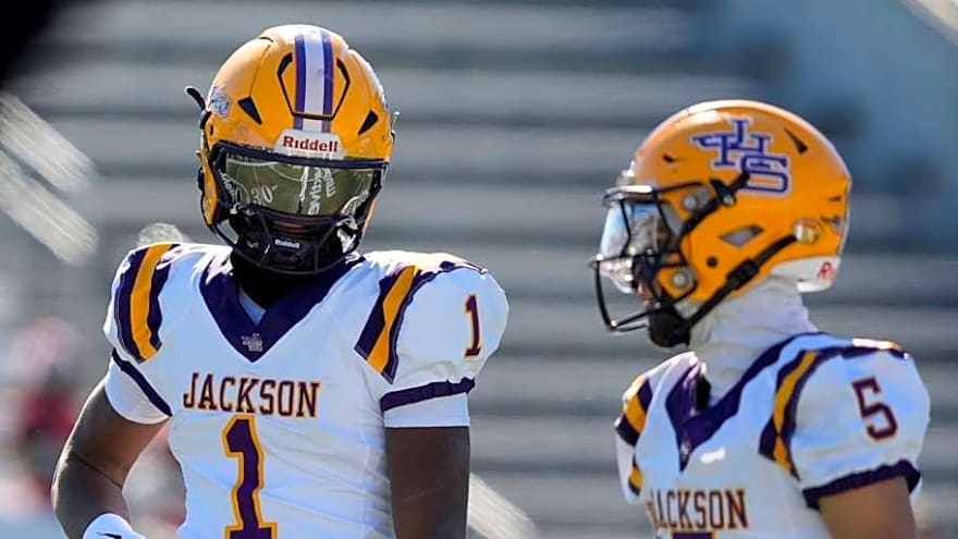 South Carolina Football: Four-Star QB Landon Duckworth Signs With the Gamecocks