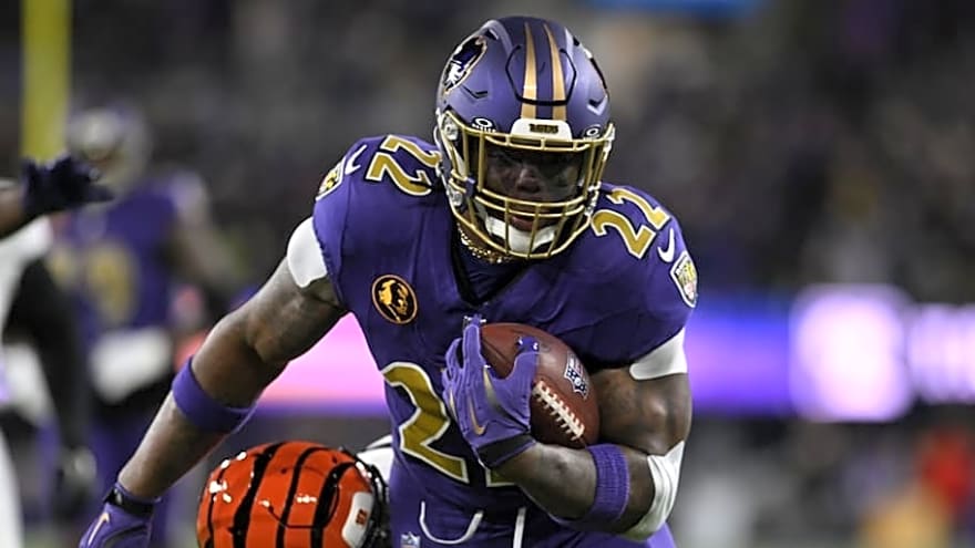 Ravens RB Named Thanksgiving Loser Despite Record-Breaking Game